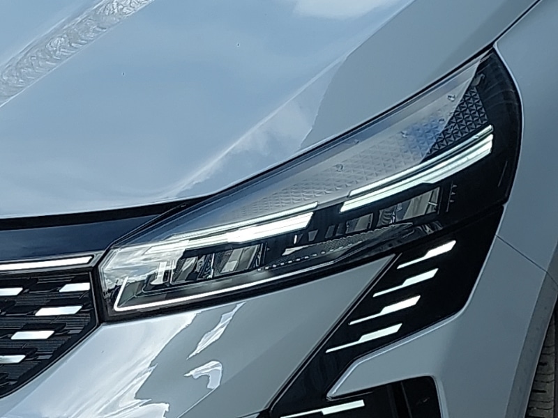 Used Renault Clio 2024 for sale - 77873968: Photo 12