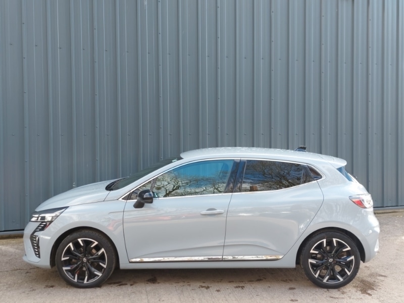 Used Renault Clio 2024 for sale - 77873968: Photo 4