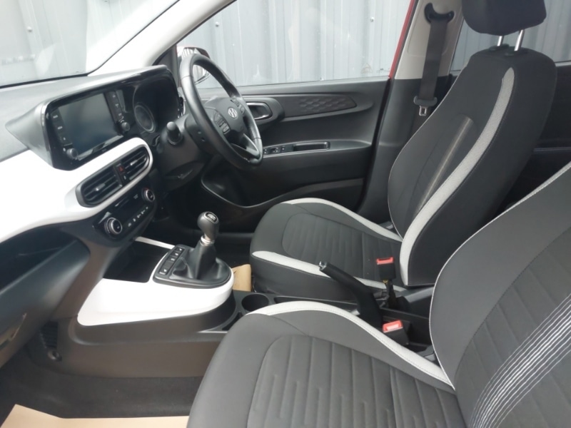 Used Hyundai i10 2021 for sale - 77448237: Photo 5