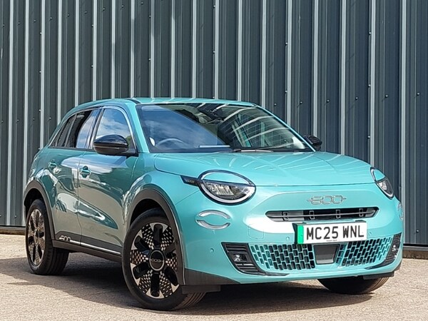 Used Fiat 600 2025 for sale - 76225730: Photo 1