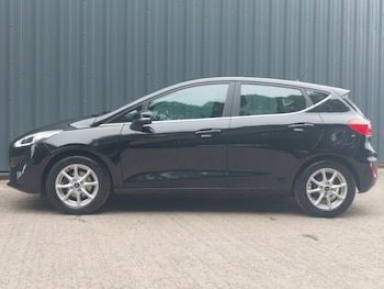 Used Ford Fiesta 2018 for sale - 78751413: Photo