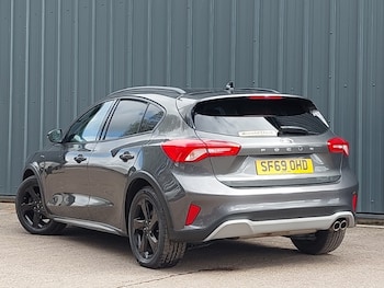 Used Ford Focus 2020 for sale - 78474002: Photo