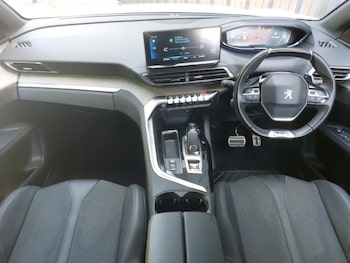 Used Peugeot 5008 2023 for sale - 79060965: Photo