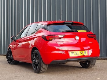 Used Vauxhall Astra 2017 for sale - 76959270: Photo