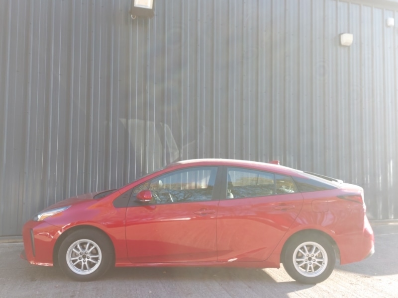 Used Toyota Prius 2022 for sale - 76628810: Photo 4