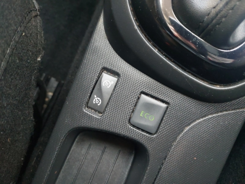 Used Renault Captur 2016 for sale - 77852585: Photo 16