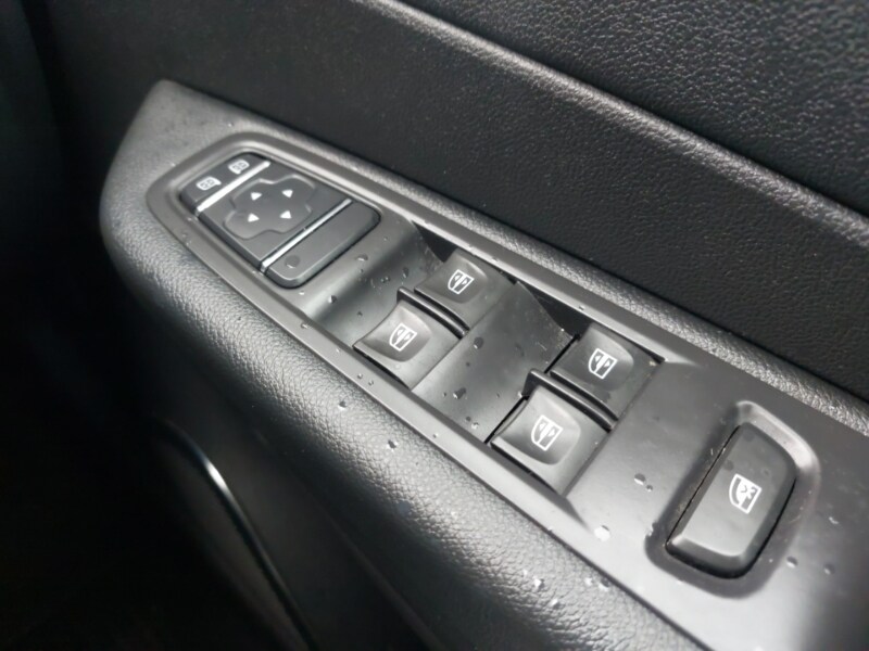 Used Renault Captur 2018 for sale - 77907559: Photo 17