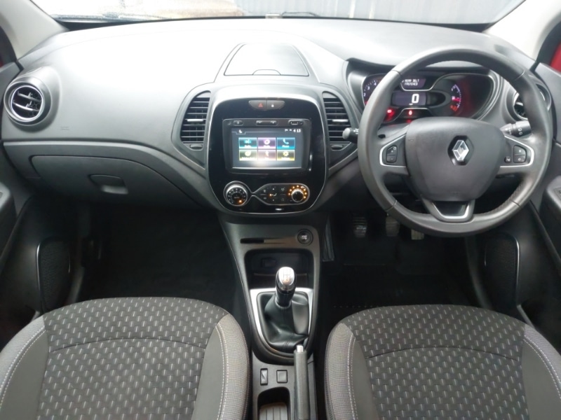 Used Renault Captur 2018 for sale - 77907559: Photo 2