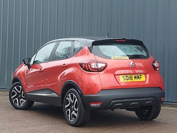 Used Renault Captur 2018 for sale - 77907559: Photo