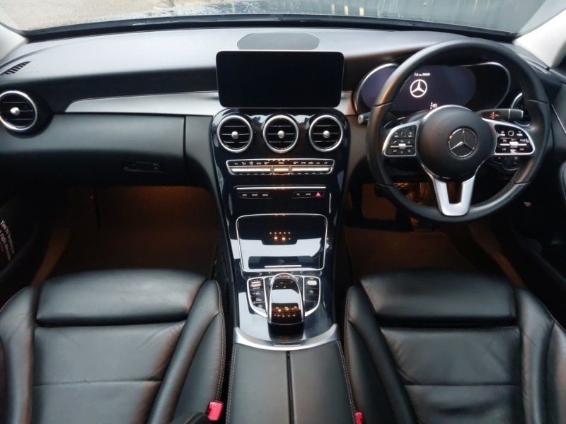 Used Mercedes-Benz C Class 2020 for sale - 77300161: Photo 2