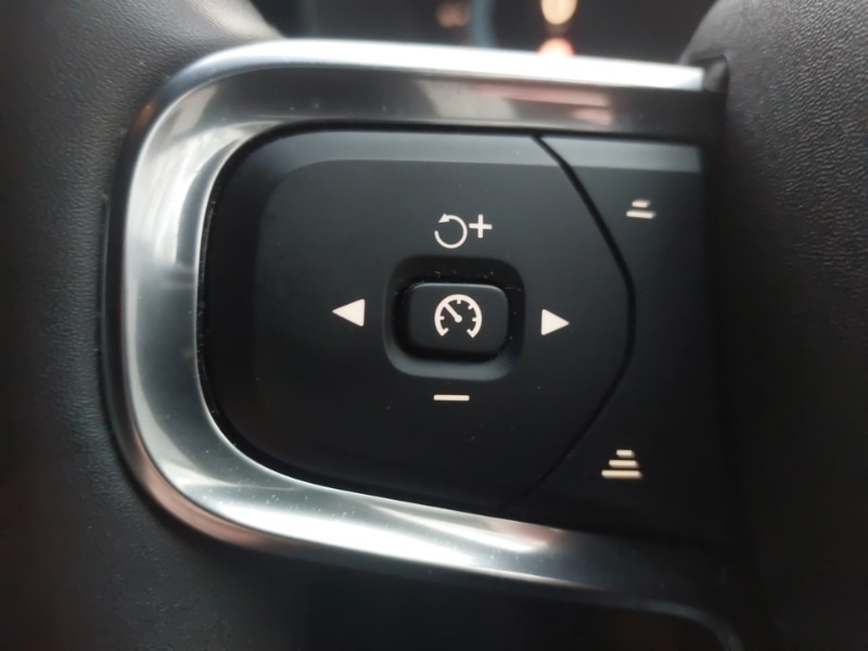 Used Volvo XC40 2022 for sale - 77596582: Photo 16