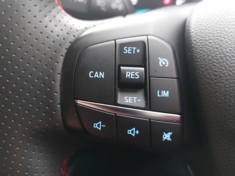 Used Ford Focus 2021 for sale - 76906849: Photo 15