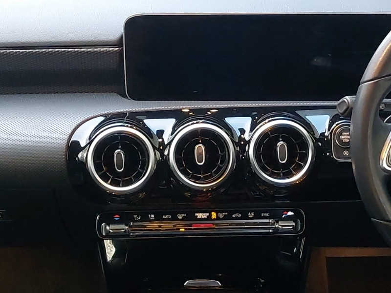 Used Mercedes-Benz A-Class 2018 for sale - 76951749: Photo 11