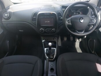 Used Renault Captur 2018 for sale - 78642249: Photo