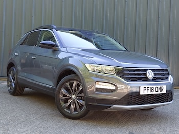 Used Volkswagen T-Roc 2018 for sale - 79120547: Photo