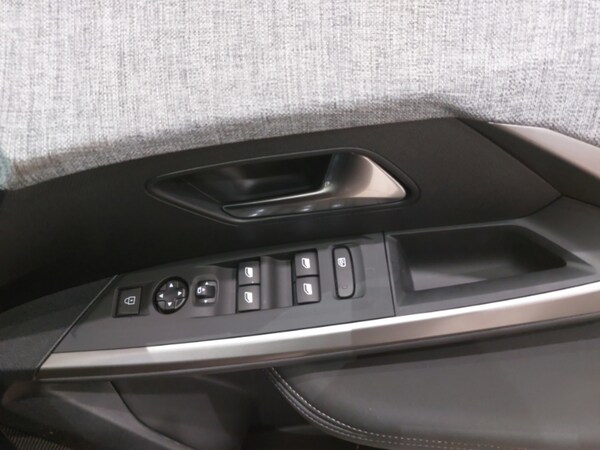 Used Peugeot 5008 2025 for sale - 76233786: Photo 10