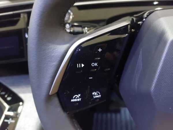 Used Peugeot 5008 2025 for sale - 76233786: Photo 15