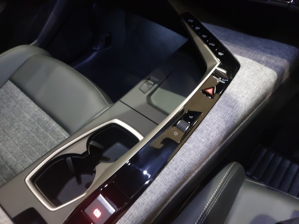 Used Peugeot 5008 2025 for sale - 76233786: Photo 16