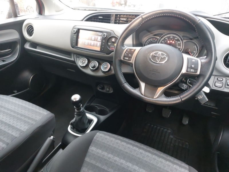 Used Toyota Yaris 2017 for sale - 76970452: Photo 10
