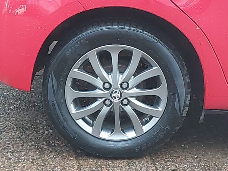 Used Toyota Yaris 2017 for sale - 76970452: Photo 14