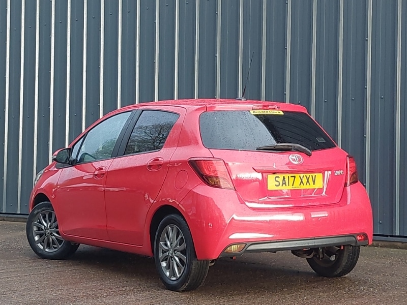 Used Toyota Yaris 2017 for sale - 76970452: Photo 3