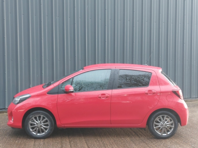 Used Toyota Yaris 2017 for sale - 76970452: Photo 4