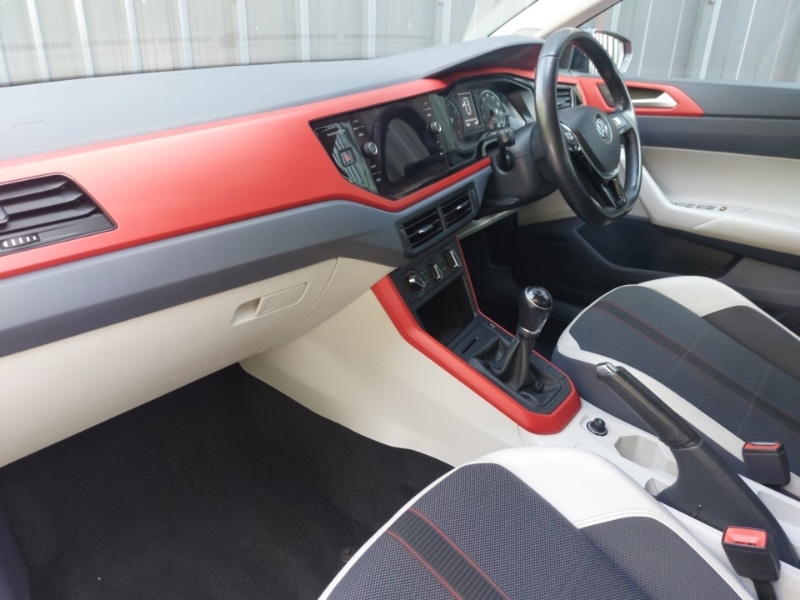 Used Volkswagen Polo 2018 for sale - 76839201: Photo 6