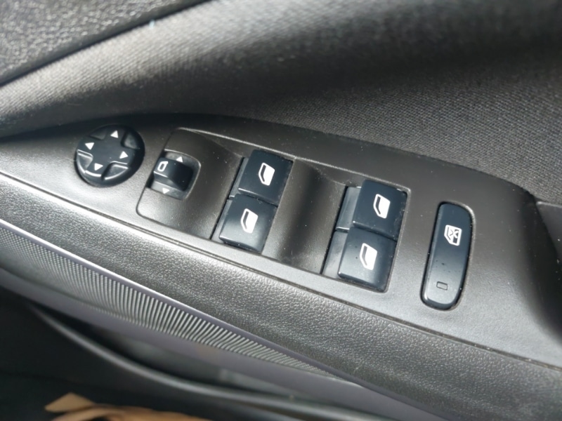 Used Vauxhall Crossland 2022 for sale - 78132989: Photo 14