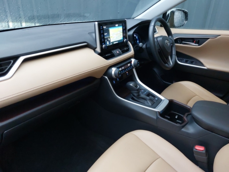 Used Toyota RAV4 2022 for sale - 77300165: Photo 5