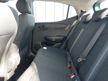 Used Hyundai i10 2023 for sale - 78317900: Photo