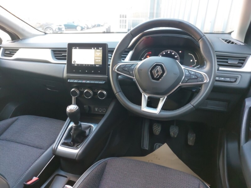 Used Renault Captur 2023 for sale - 77947996: Photo 10