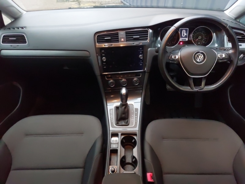 Used Volkswagen Golf 2019 for sale - 77366333: Photo 2