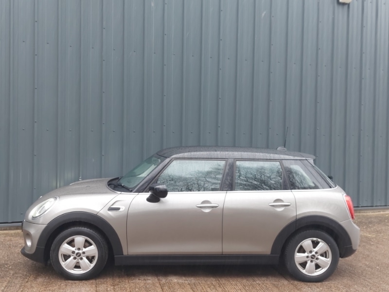 Used MINI Hatch 2020 for sale - 78178809: Photo 4
