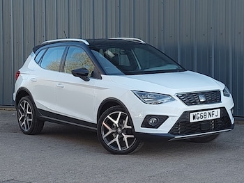 Used SEAT Arona 2018 for sale - 77948004: Photo