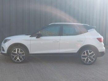 Used SEAT Arona 2018 for sale - 77948004: Photo
