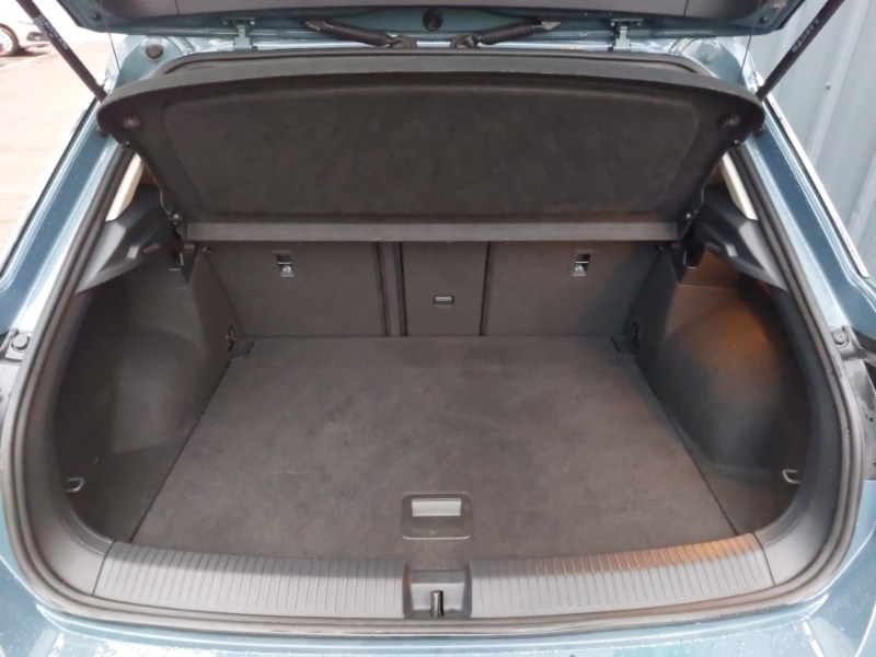 Used Volkswagen T-Roc 2022 for sale - 76885559: Photo 8