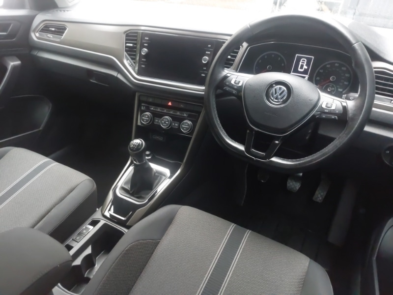 Used Volkswagen T-Roc 2019 for sale - 76804502: Photo 10