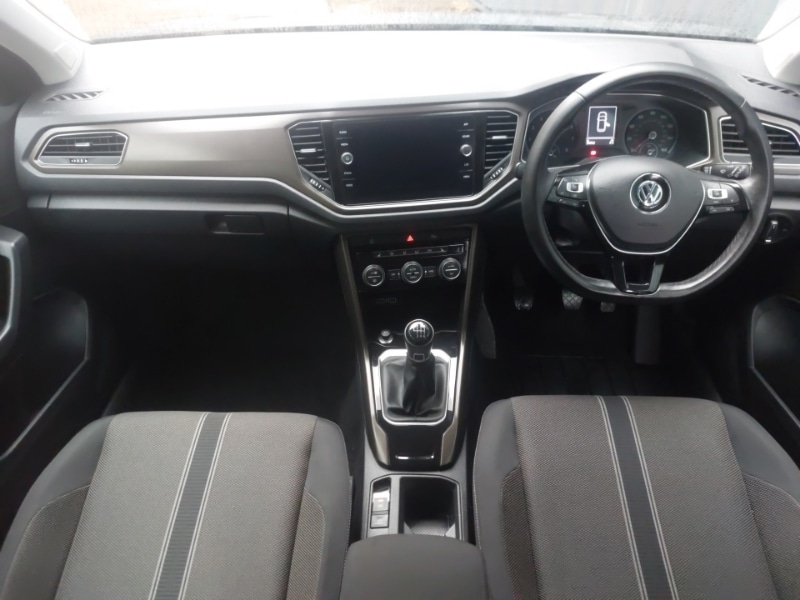 Used Volkswagen T-Roc 2019 for sale - 76804502: Photo 2