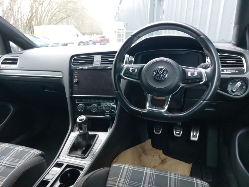 Used Volkswagen Golf 2018 for sale - 77448218: Photo 10