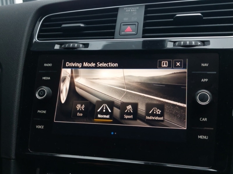 Used Volkswagen Golf 2018 for sale - 77448218: Photo 18