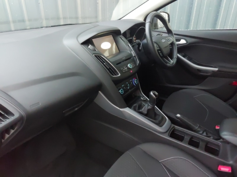 Used Ford Focus 2018 for sale - 76924906: Photo 5