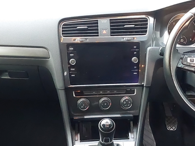 Used Volkswagen Golf 2019 for sale - 76737142: Photo 11