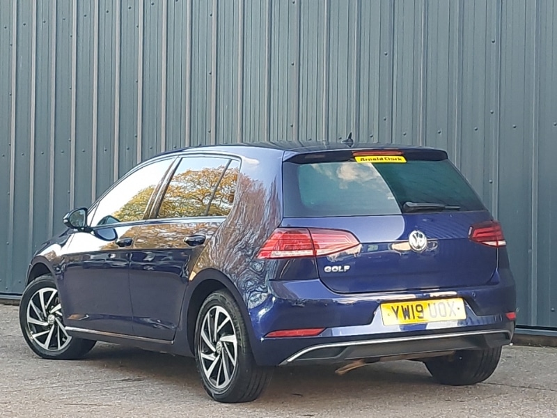 Used Volkswagen Golf 2019 for sale - 76737142: Photo 3