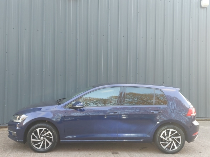 Used Volkswagen Golf 2019 for sale - 76737142: Photo 4