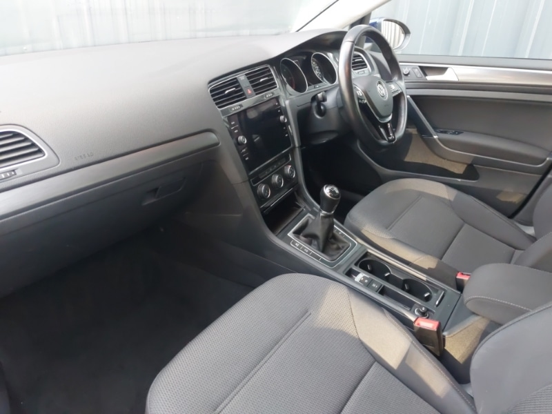 Used Volkswagen Golf 2019 for sale - 76737142: Photo 5