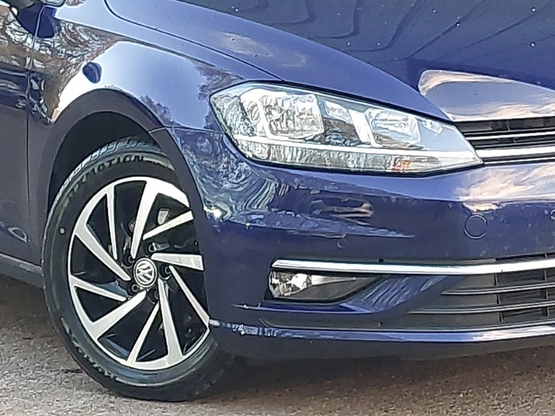 Used Volkswagen Golf 2019 for sale - 76737142: Photo 9