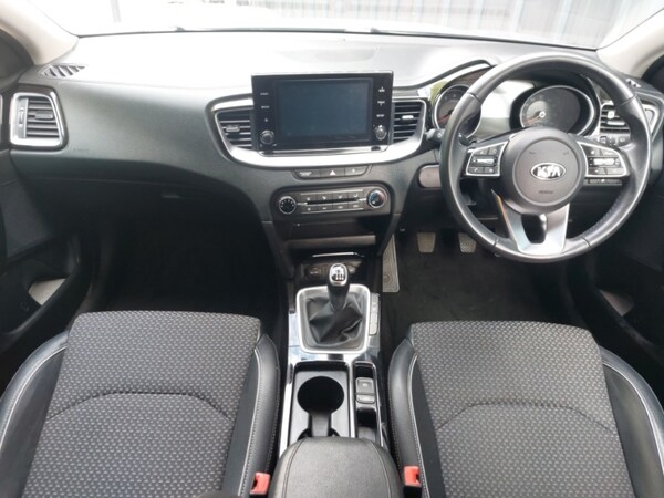 Used Kia XCeed 2021 for sale - 76258271: Photo 2