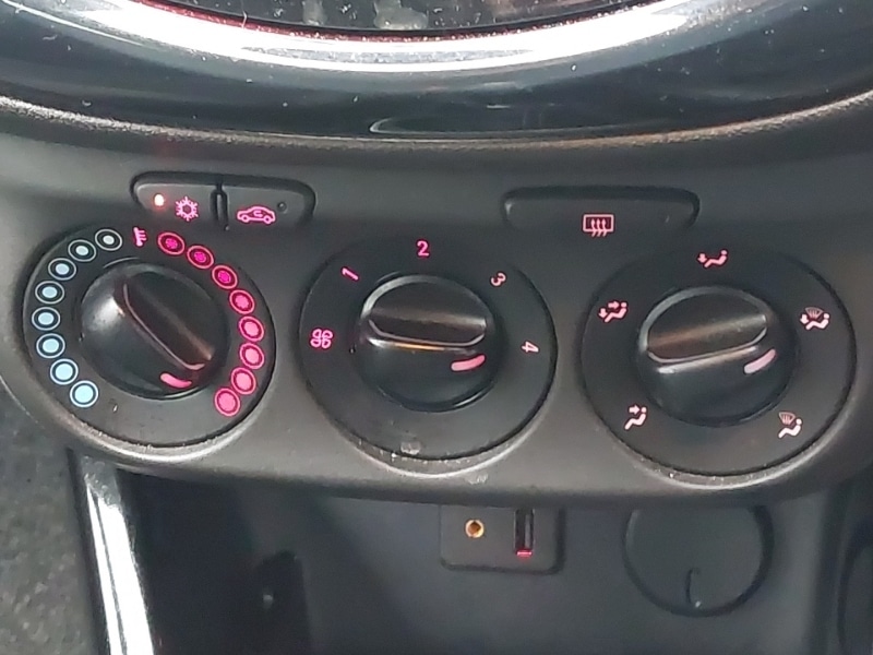 Used Vauxhall Corsa 2015 for sale - 77433141: Photo 11