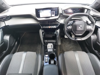 Used Peugeot 2008 2025 for sale - 79092460: Photo