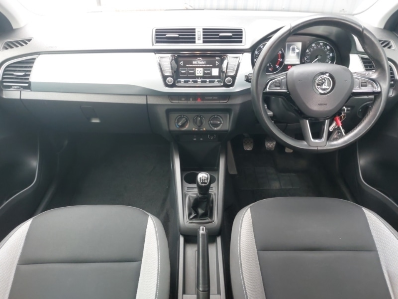 Used Skoda Fabia 2017 for sale - 77818433: Photo 2